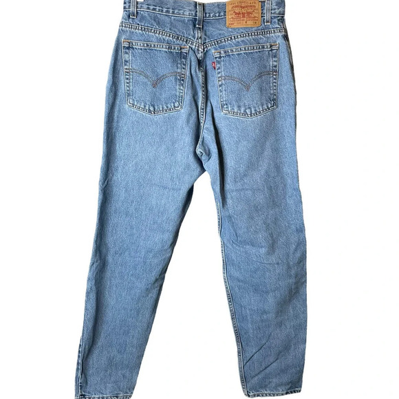 Levi's Vintage 550 Relaxed Tapered Fit Jeans Blue - Picture 3 of 5